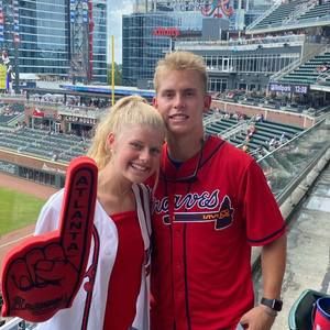 Meet your Posher, Max